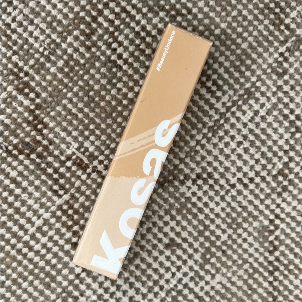 Kosas  Concealer in 3.5W .